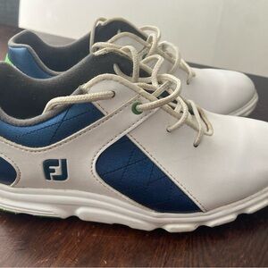 Boys golf shoes